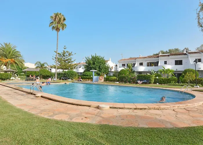 בית נופש Laguna Townhouse By Nras דניה